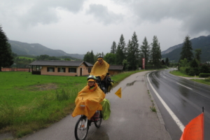 Cyklisté v dešti