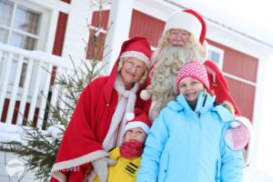 Santa a děti ve Finsku
